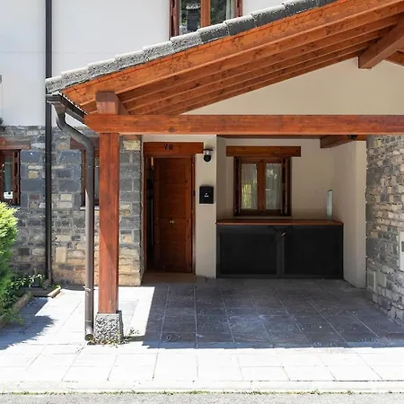 Σπίτι διακοπών Paramita Adosado Con Jardin *