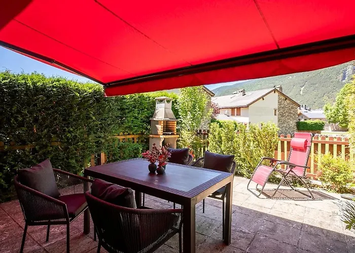 Paramita Adosado Con Jardin Villanúa