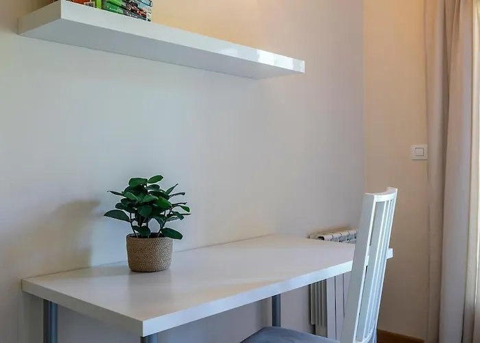 Semesterbostad Paramita Adosado Con Jardin