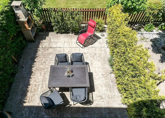 Paramita Adosado Con Jardin Semesterbostad *