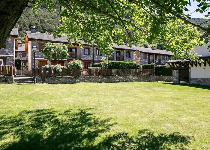 Semesterbostad Paramita Adosado Con Jardin Villanúa