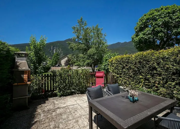 Paramita Adosado Con Jardin