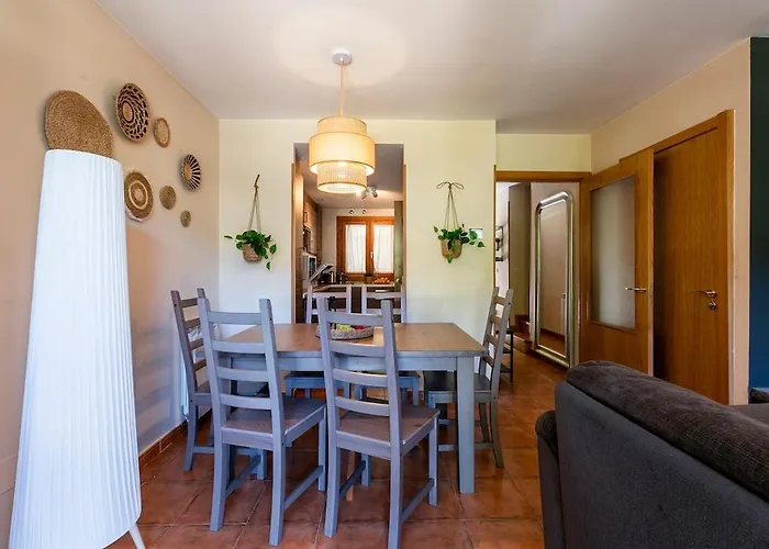 Semesterbostad Paramita Adosado Con Jardin